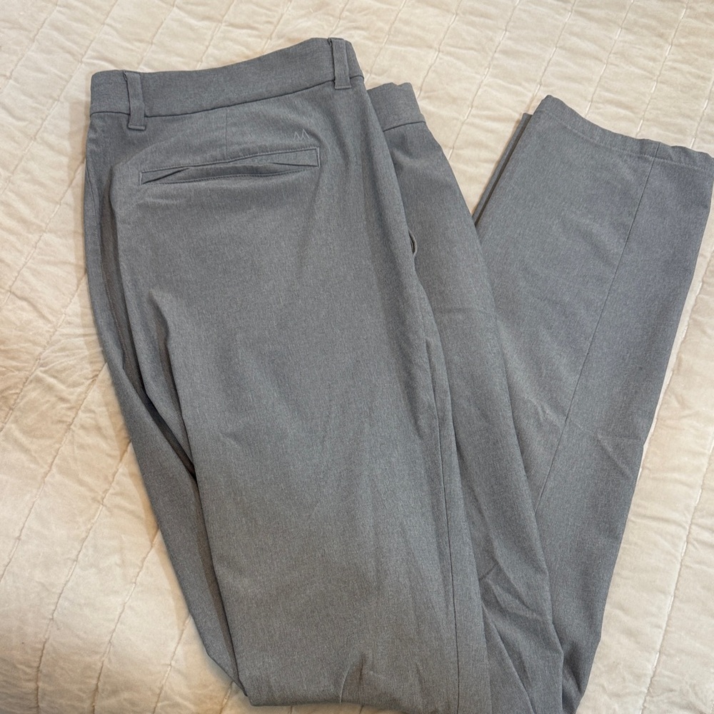 Mizzen+Main Charcoal Dress Pants